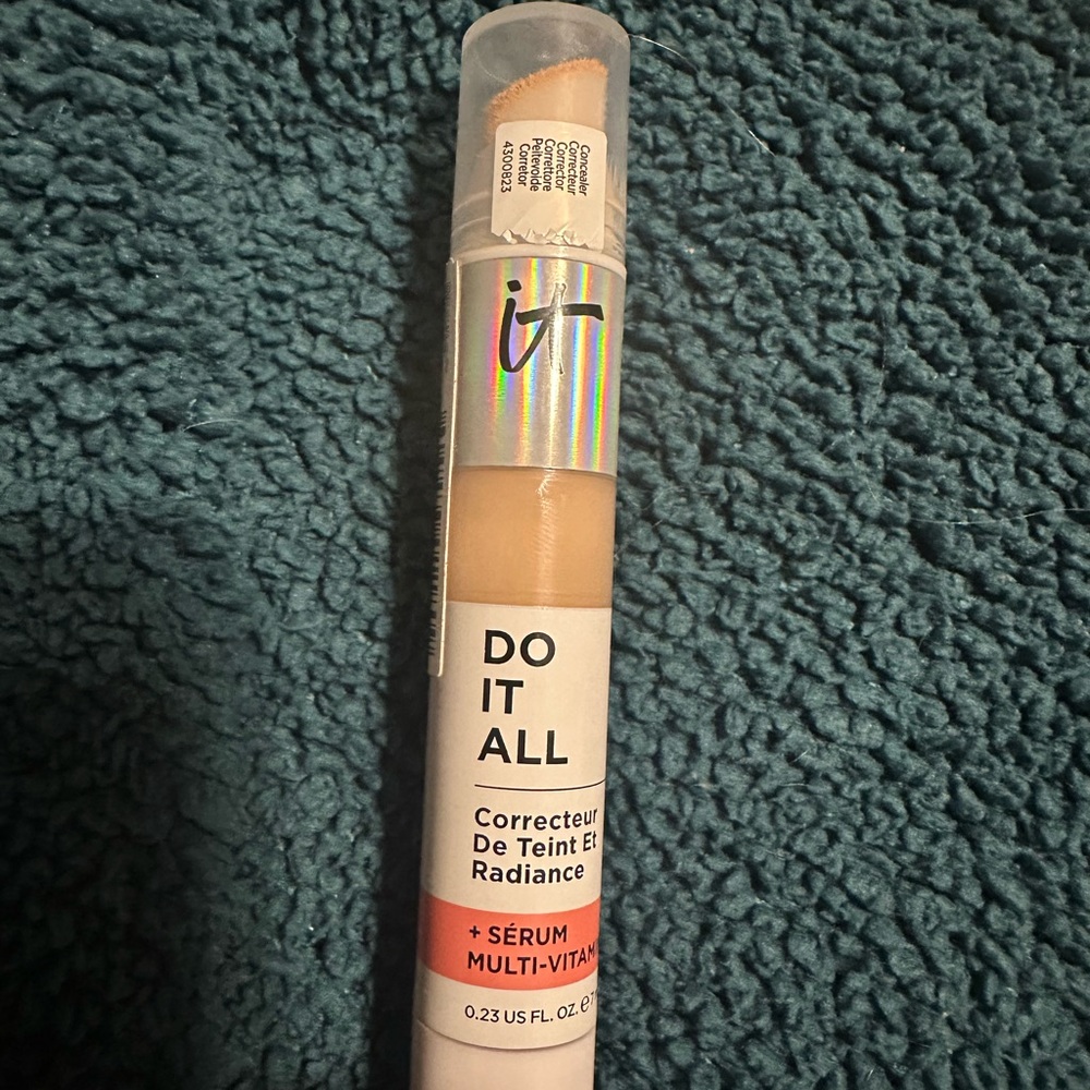 IT Cosmetics Do It All Radiant Concealer 110 fairest neutral EUC